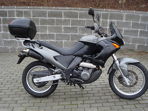 Aprilia Pegaso 650i e.jpg